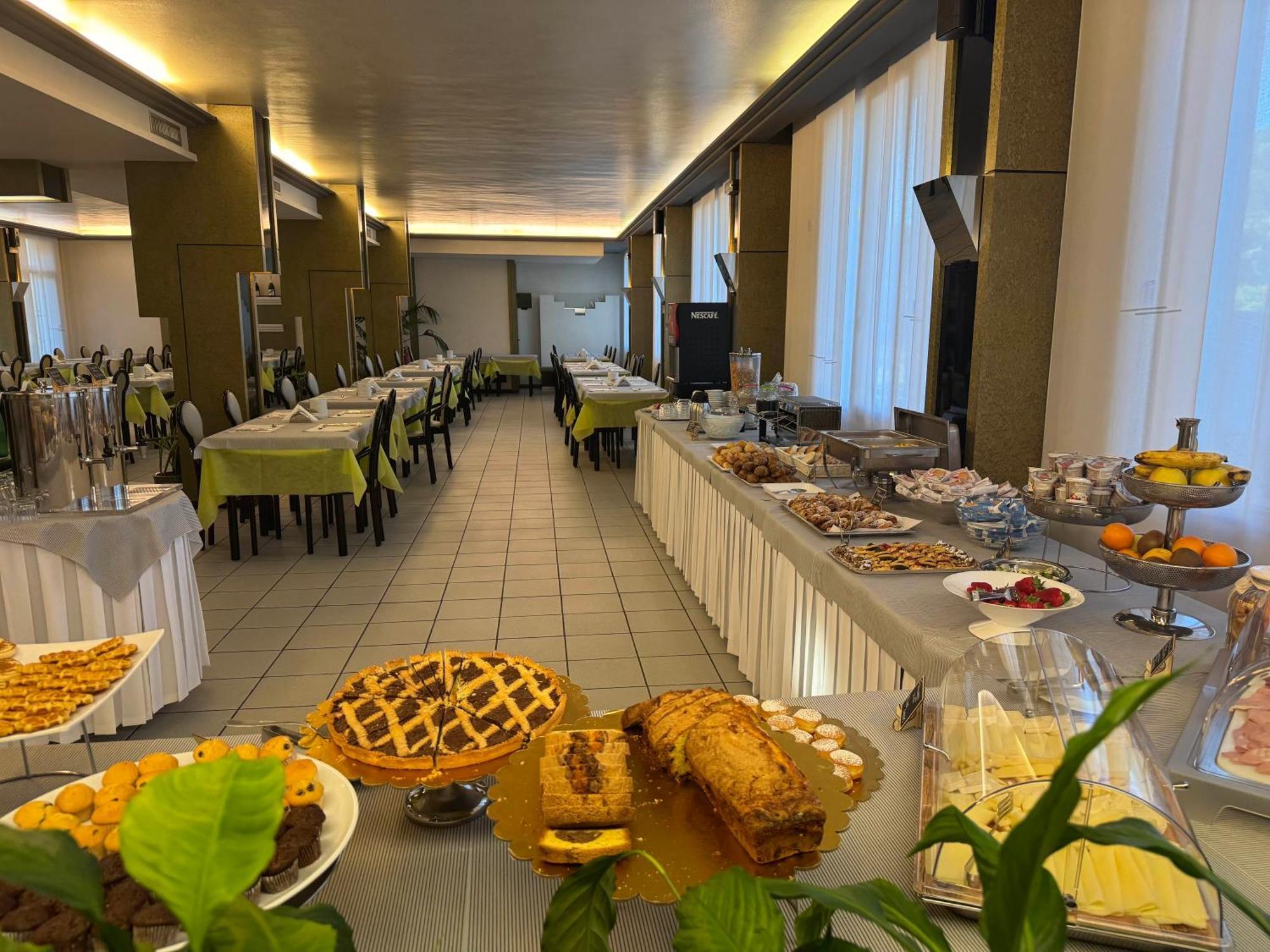 Park Hotel Castrocaro Terme Exterior photo