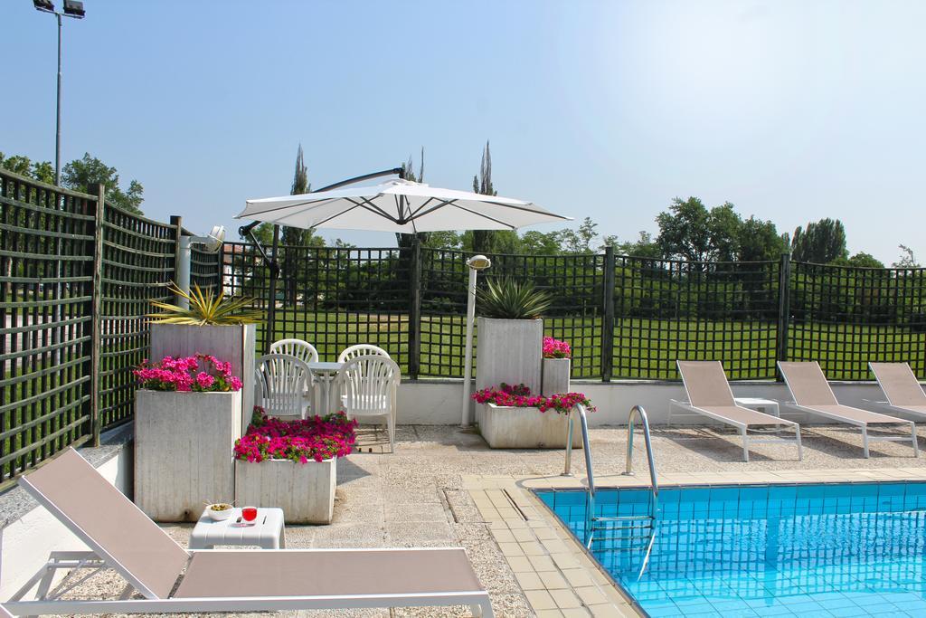 Park Hotel Castrocaro Terme Exterior photo